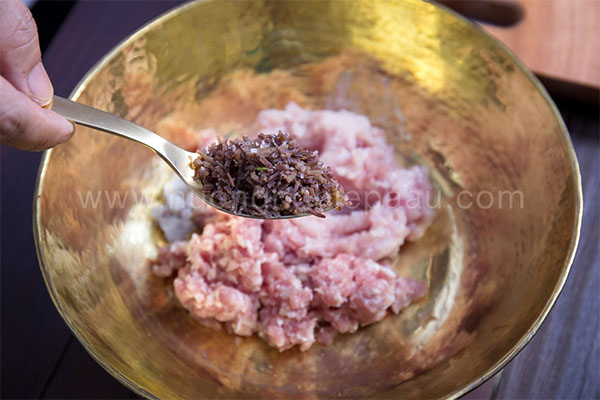 cách làm bánh bao nhân thịt