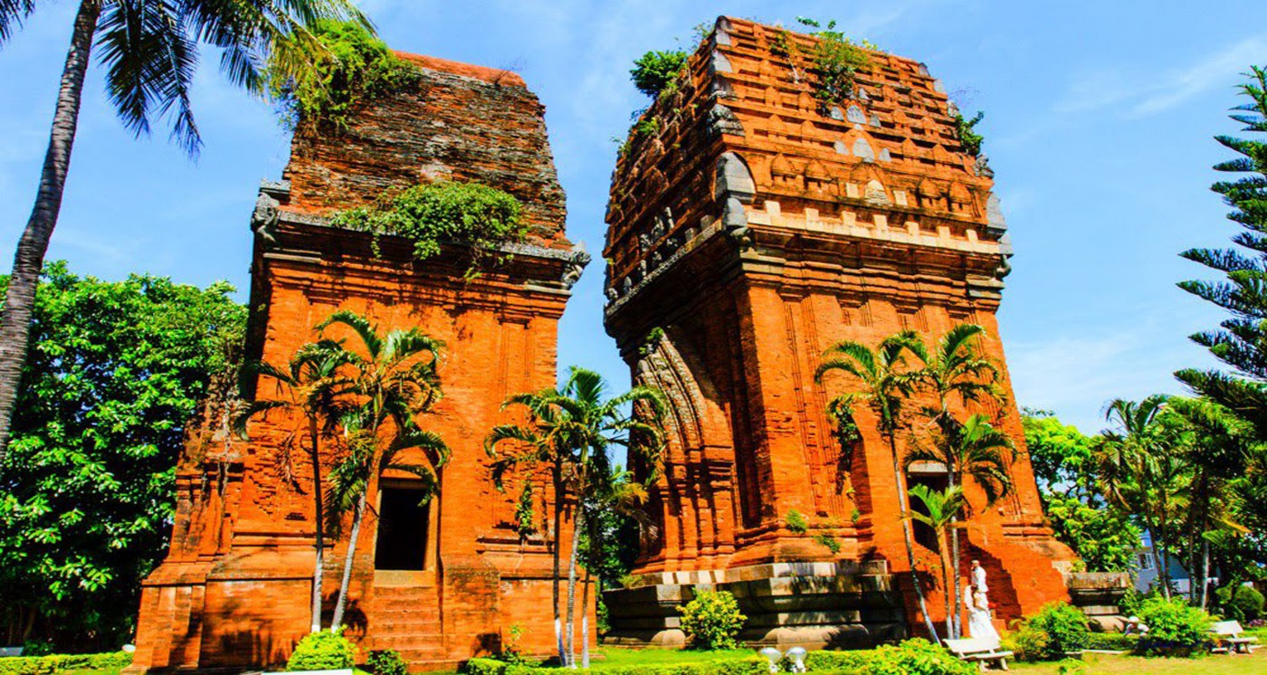 tháp đôi quy nhơn