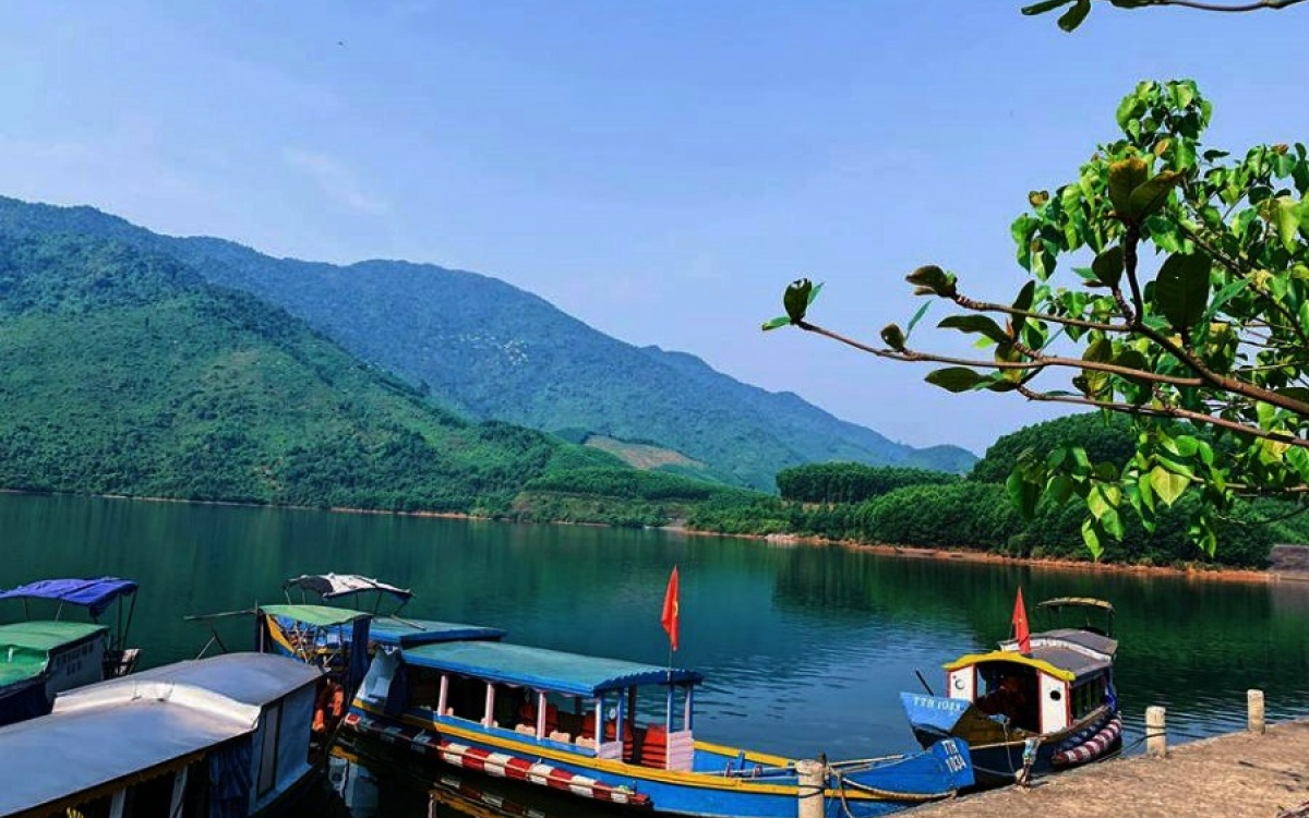 Đồi Vọng Cảnh - Ngắm trọn khung cảnh Huế nên thơ
