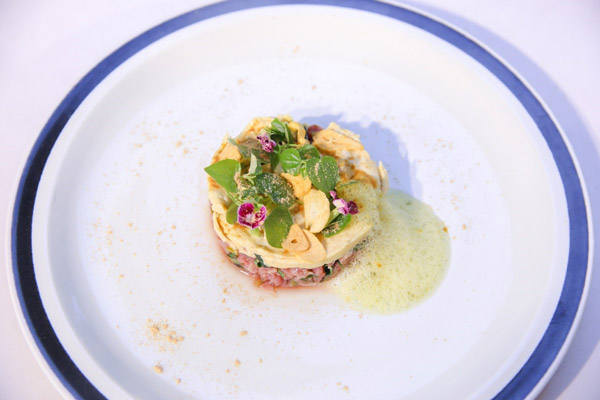 Món Indochina Steak Tartare With Foie